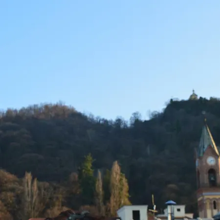 Apartment Ai Piedi Della Rocca Cavour